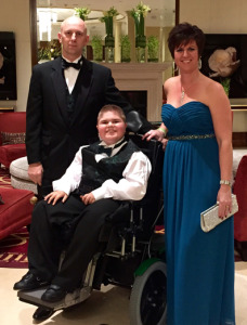 L-R Rob, Cam and Lisa Edmonds