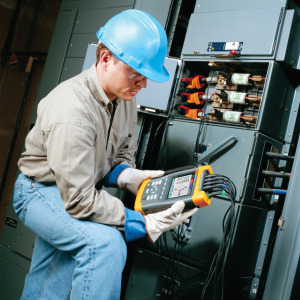 L0509fl - Fluke 434 Energy Analyser