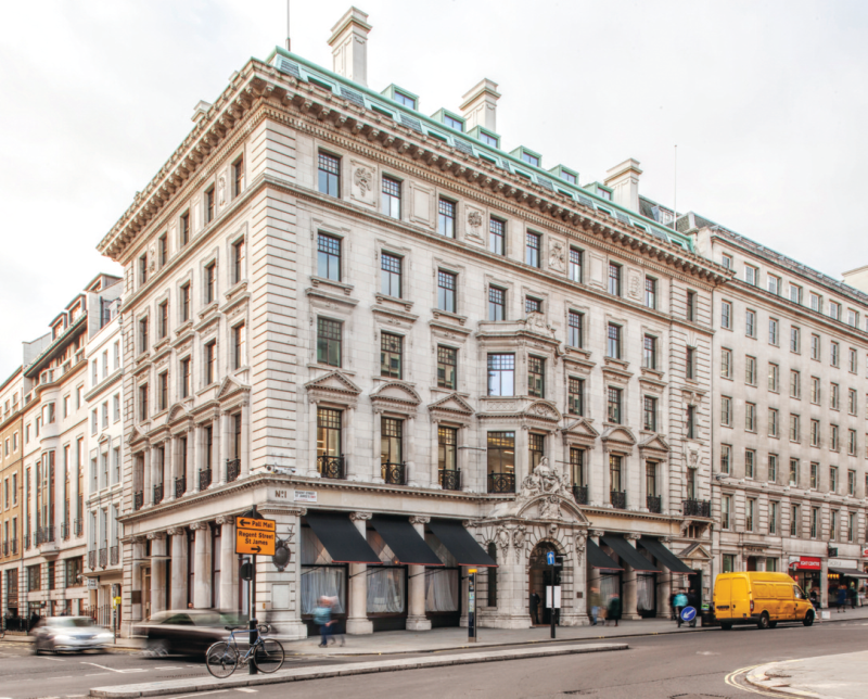 Plug and connector system reduces the installation time at Charles II Street