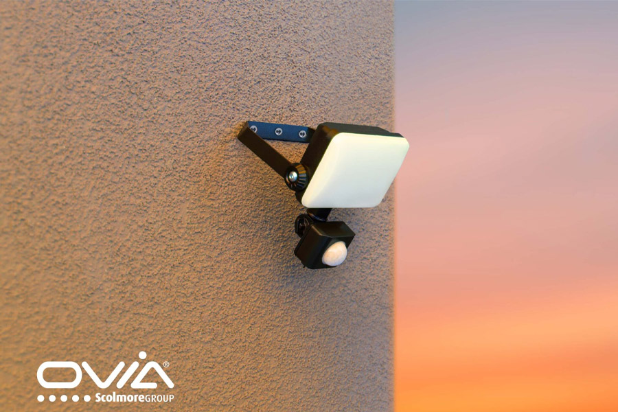 Sentro – frameless floodlights from Ovia