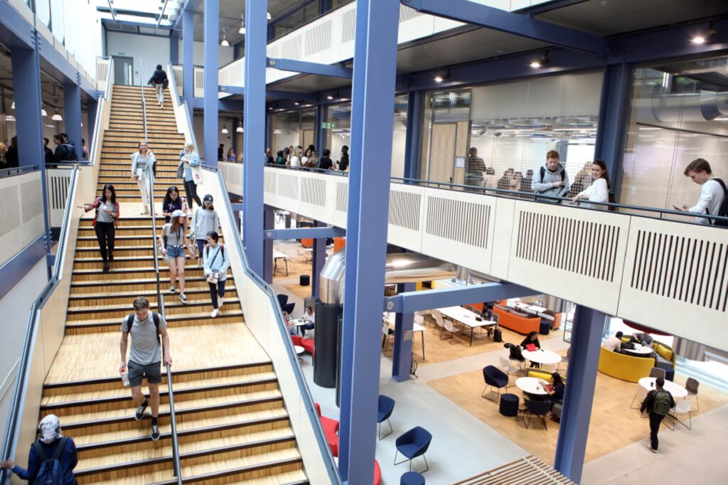 CP has lighting under control at LSE