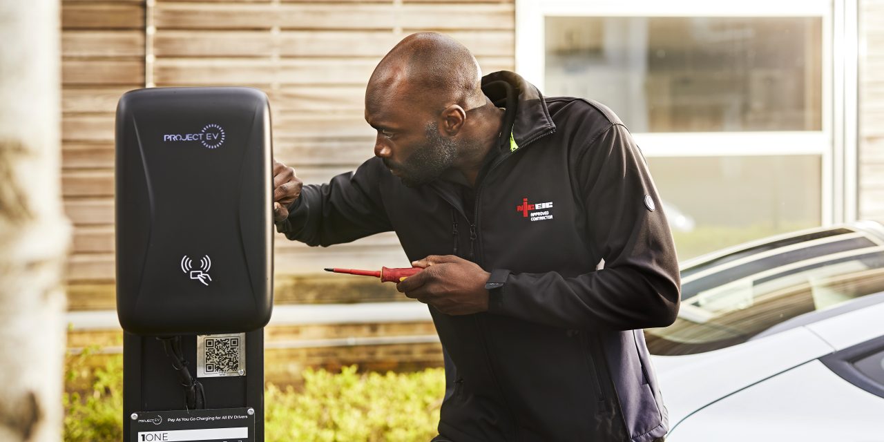 NICEIC launches remote EVCP course to expand access to Level 3 qualification