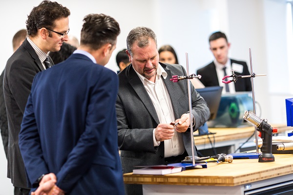 HTACADEMY A more hands-on approach to training