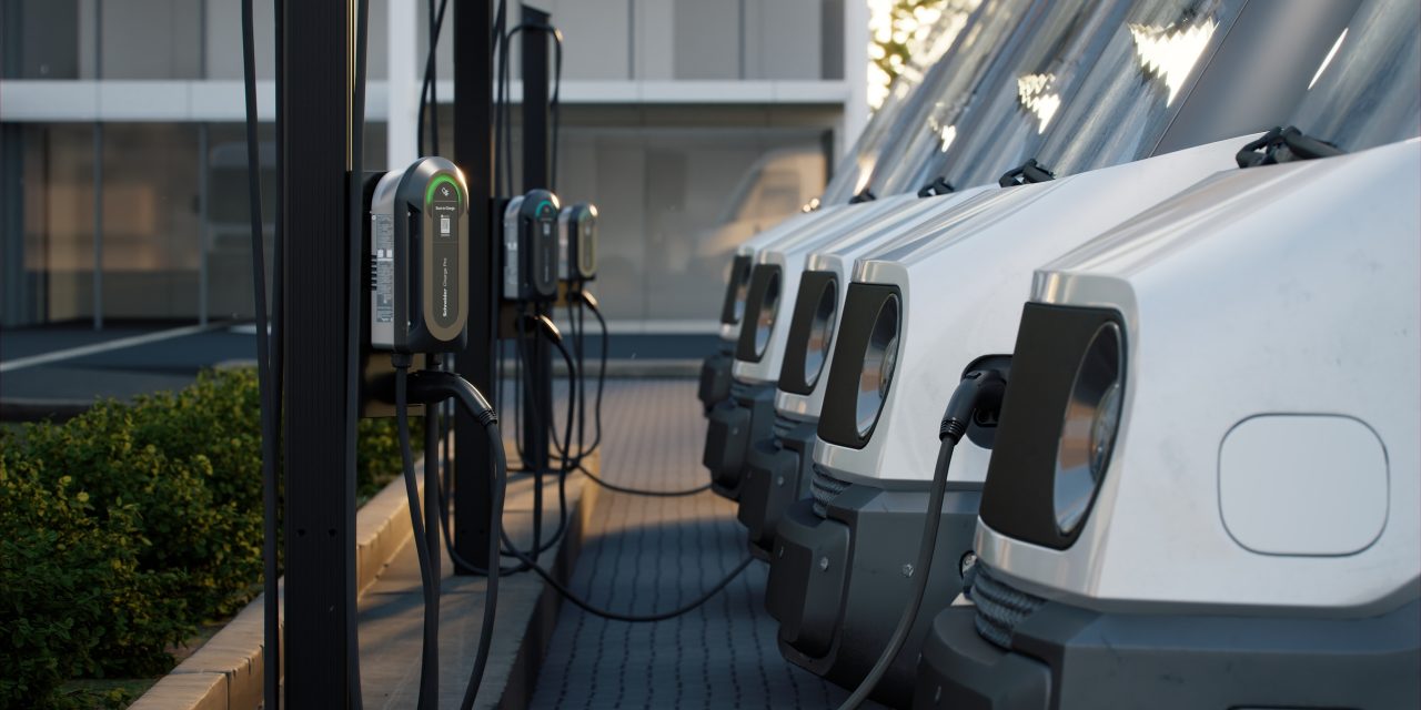 Schneider Electric simplifies commercial EV charging