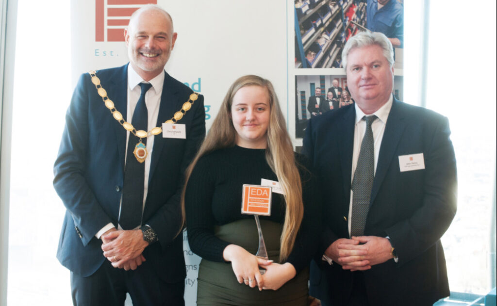 Electrical Industry Apprenticeship an alternative to socially distanced University learning