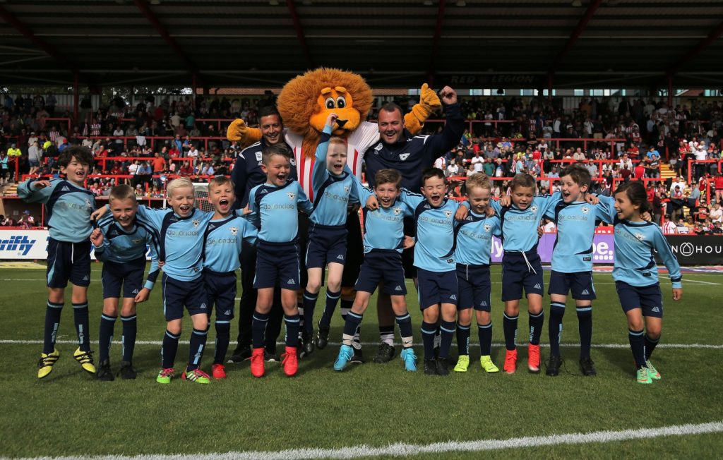 West Exe youth team sponsored by Devondale