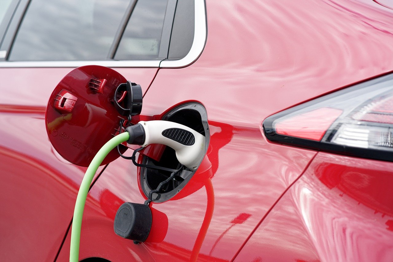 ECA welcomes new EV strategy, but warns of potential dangers from low standards