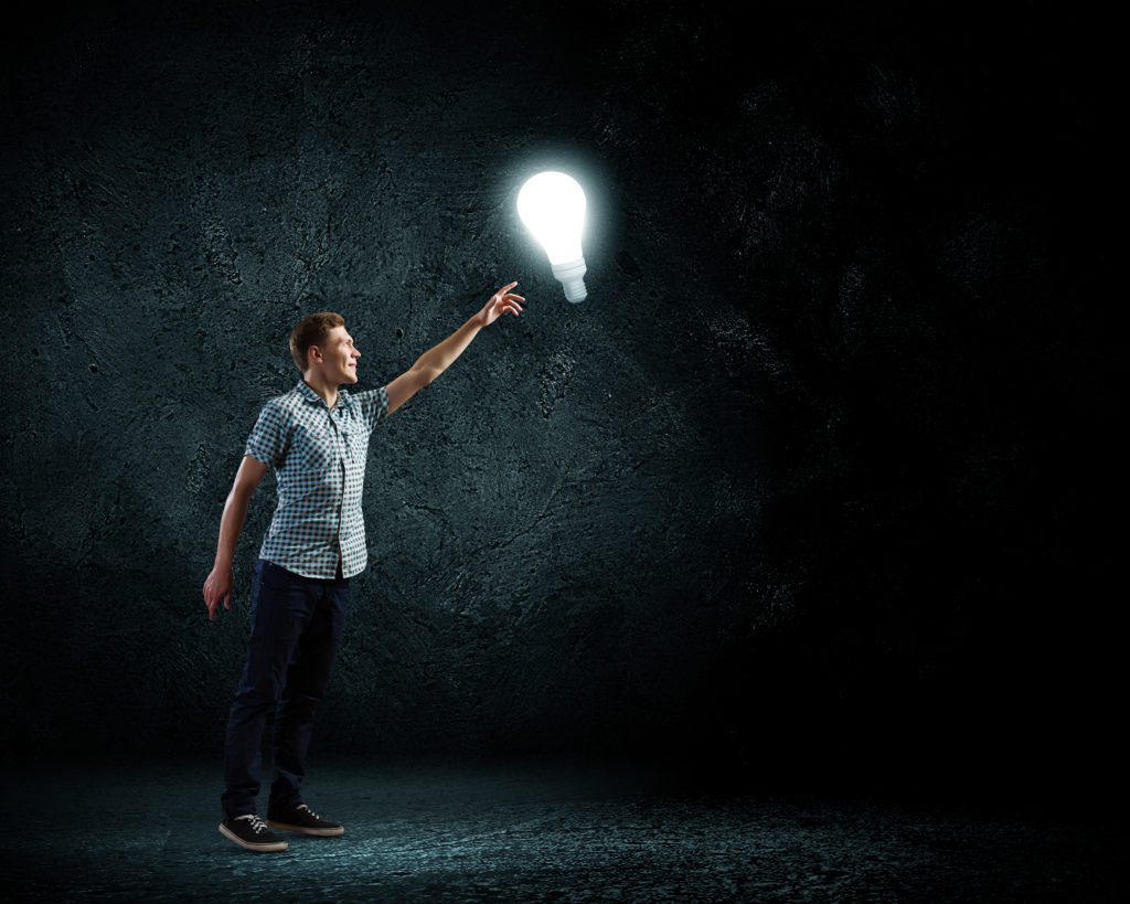 shutterstock 170611376 Helping wholesalers give the right advice about lighting